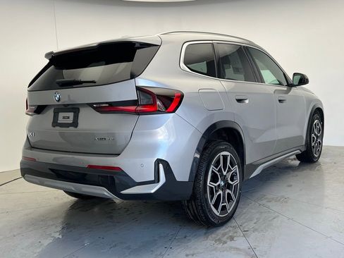 Used 2025 BMW X1 xDrive28i image 3
