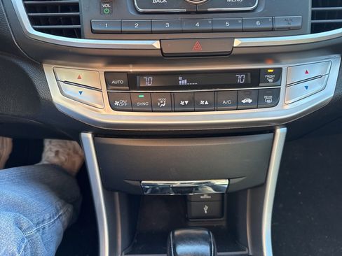 Used 2014 Honda Accord Sport image 30