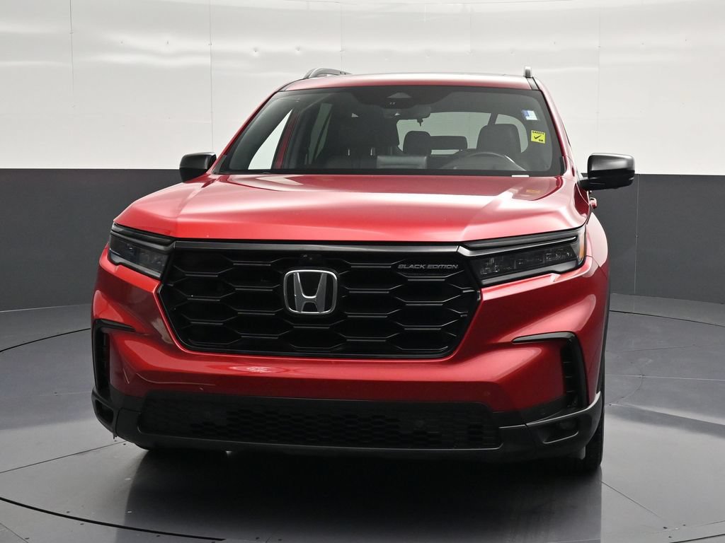 Used 2025 Honda Pilot Black Edition image 6