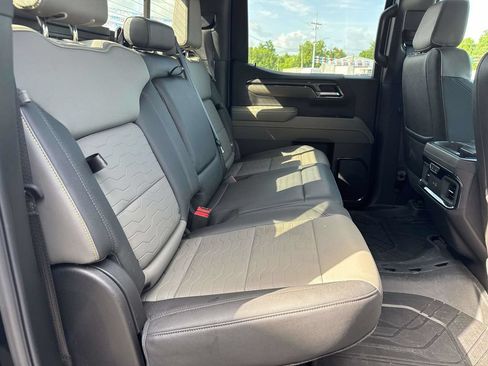 Used 2025 Chevrolet Silverado 1500 ZR2 w/ Dark Appearance Package AWD/4WD image 24