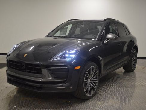 New 2026 Porsche Macan AWD/4WD image 1