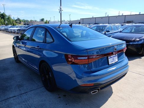 New 2026 Volkswagen Jetta GLI Autobahn FWD image 3