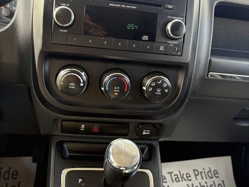 Used 2015 Jeep Patriot Sport w/ Power Value Group AWD/4WD image 31