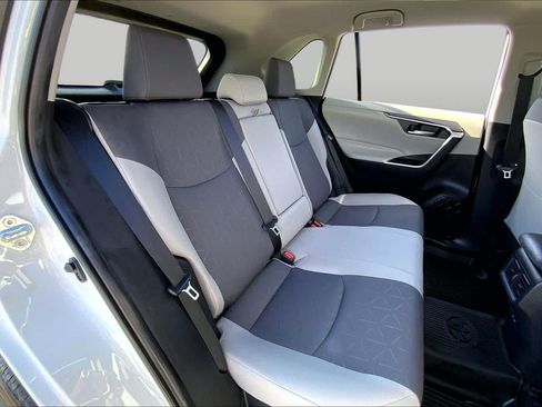 Certified 2024 Toyota RAV4 XLE AWD/4WD image 19