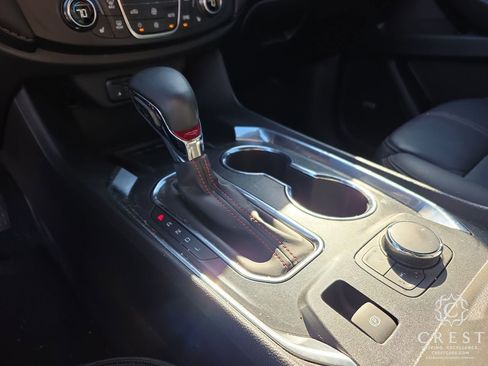 Used 2023 Chevrolet Traverse RS image 25