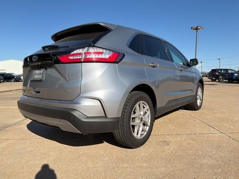 Used 2024 Ford Edge SEL image 17