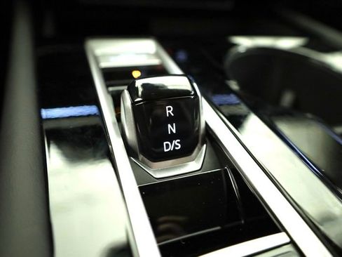 New 2026 Volkswagen Atlas Peak Edition image 22