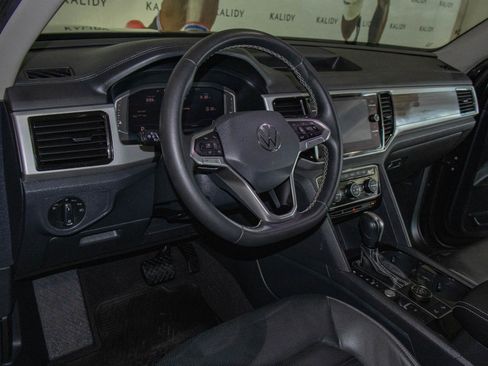 Used 2021 Volkswagen Atlas SEL Premium image 6