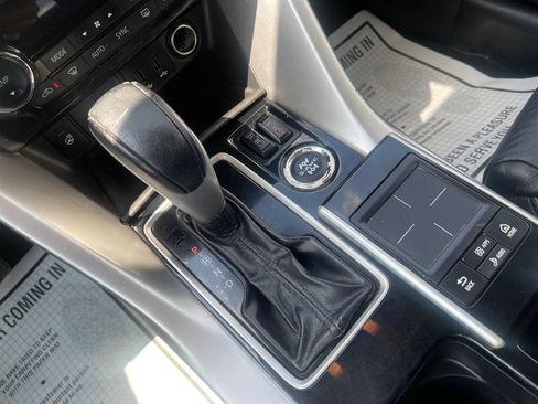 Used 2018 Mitsubishi Eclipse Cross SEL AWD/4WD image 32