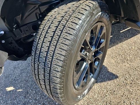 Used 2023 Jeep Gladiator Overland image 29