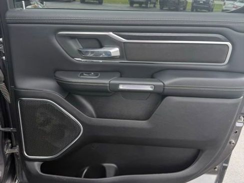 Used 2023 RAM 1500 Laramie AWD/4WD image 15