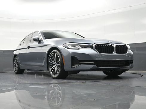 Used 2022 BMW 540i w/ Convenience Package RWD image 30