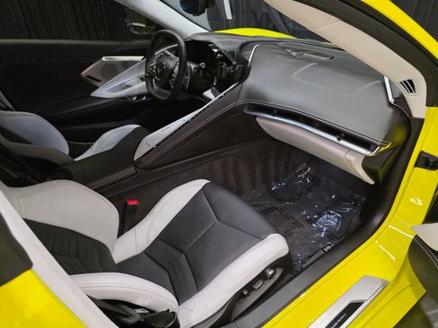 Used 2023 Chevrolet Corvette Stingray Premium Cpe w/ Z51 Performance Package RWD image 34
