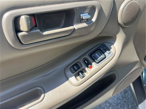 Used 1997 Acura Integra GS FWD image 16
