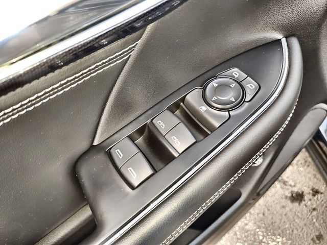 Used 2023 Buick Envision Preferred FWD image 13