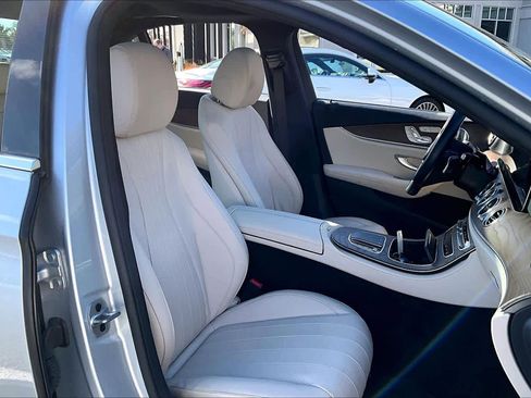 Used 2022 Mercedes-Benz E 350 4MATIC Sedan w/ Driver Assistance Package image 9