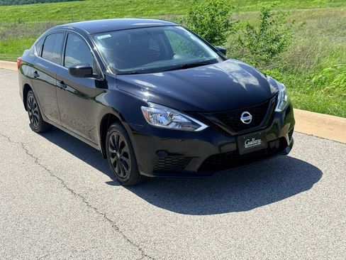 Used 2019 Nissan Sentra SV FWD image 31