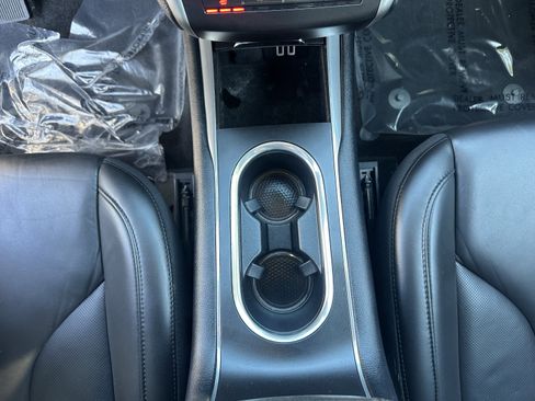 Certified 2019 Lincoln MKC Select w/ Select Plus Package image 15