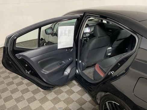 Used 2025 Nissan Versa SR image 27