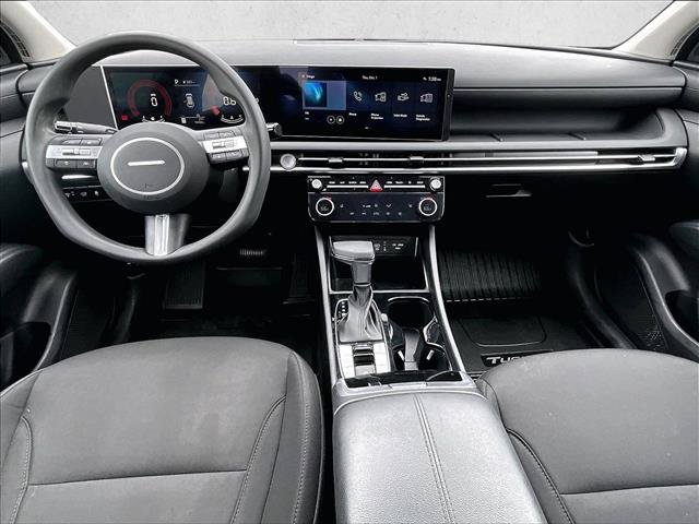 Used 2025 Hyundai Tucson SEL FWD image 16
