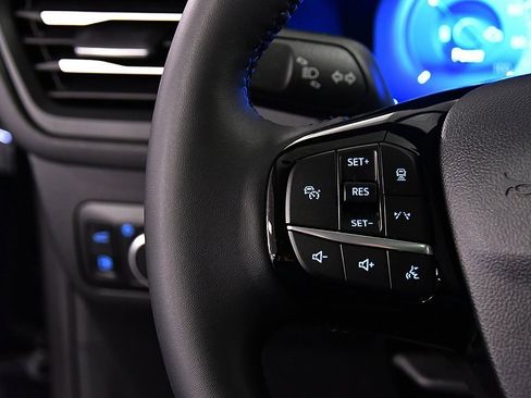 Used 2023 Ford Escape SE w/ PHEV Premium Package image 20