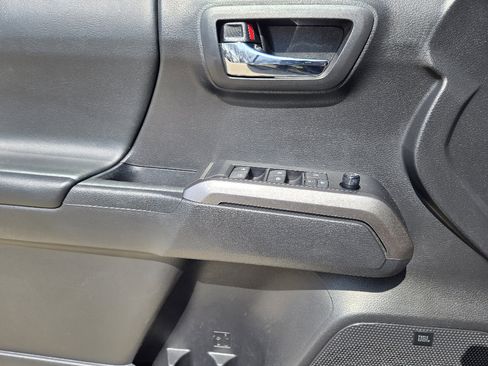 Used 2022 Toyota Tacoma Limited w/ Nightshade Package image 25