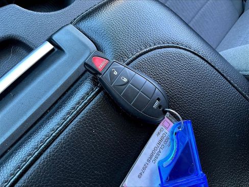 Used 2024 RAM 1500 Classic SLT AWD/4WD image 26