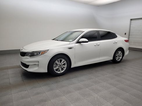 Used 2016 Kia Optima LX FWD image 2