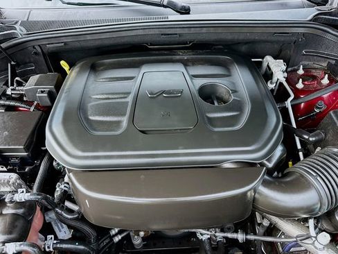 Used 2020 Jeep Grand Cherokee Limited image 31