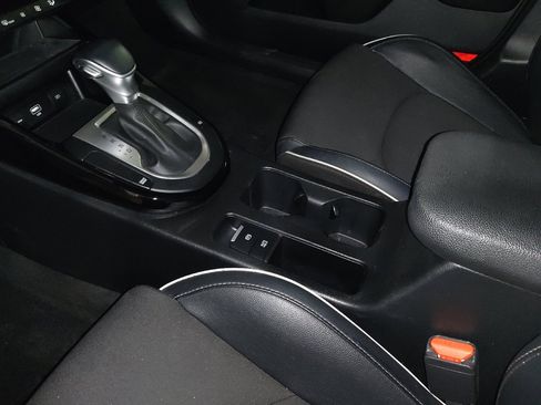 Used 2022 Kia Forte GT-Line w/ GT-Line Premium Package FWD image 26