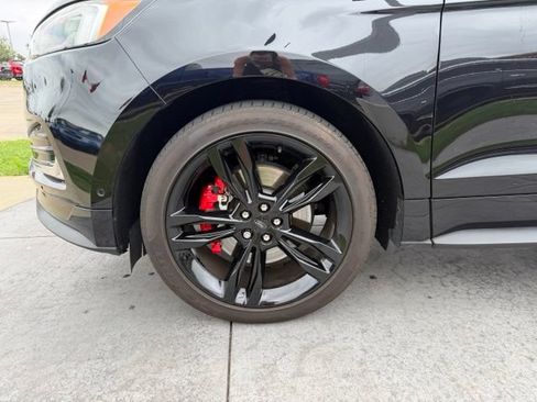 Used 2024 Ford Edge ST w/ Equipment Group 401A AWD/4WD image 4