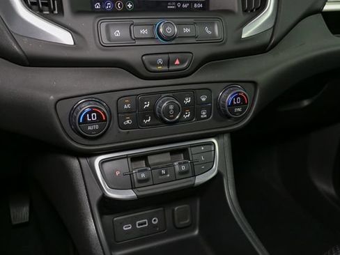 Used 2024 GMC Terrain SLE w/ Driver Convenience Package AWD/4WD image 25