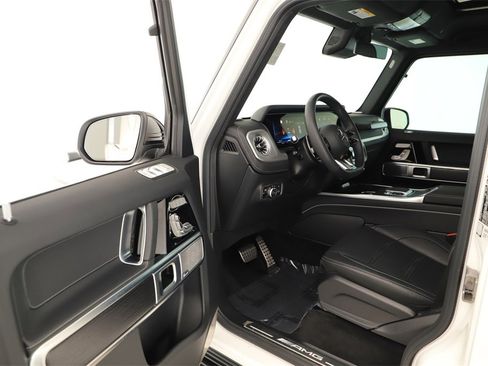 Used 2025 Mercedes-Benz G 63 AMG 4MATIC image 14