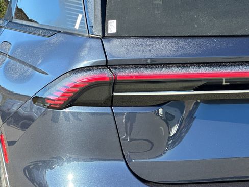 Used 2024 Lincoln Nautilus Black Label AWD/4WD image 35