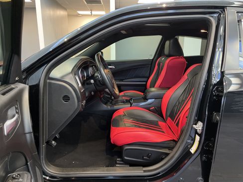Used 2021 Dodge Charger Scat Pack RWD image 17