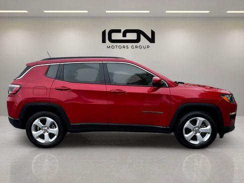 Used 2021 Jeep Compass Latitude w/ Sun and Sound Group image 6
