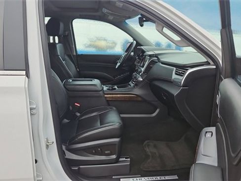 Used 2015 Chevrolet Tahoe LT image 13