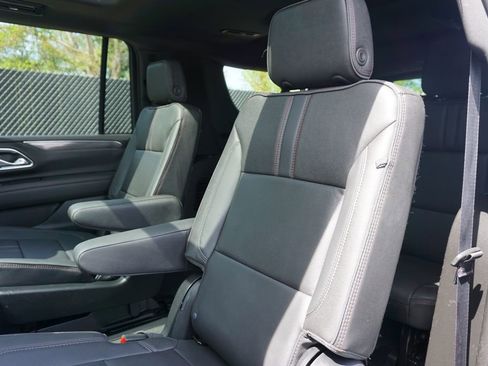Used 2024 Chevrolet Suburban RST w/ Luxury Package AWD/4WD image 39