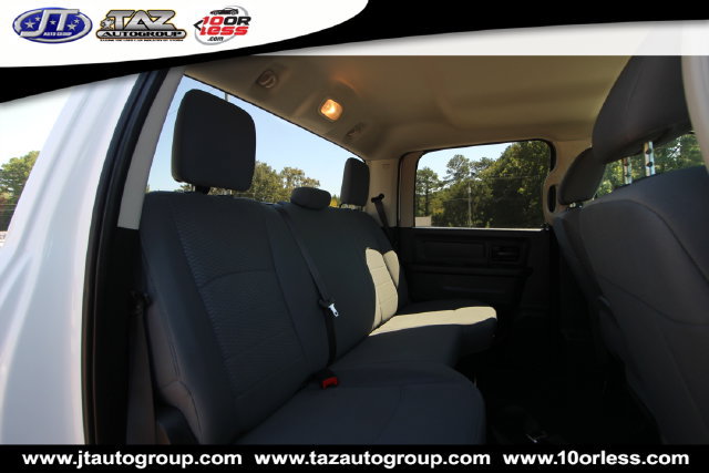 Used 2019 RAM 1500 Express w/ Wheel & Sound Group AWD/4WD image 15