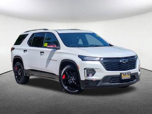 Used 2023 Chevrolet Traverse Premier w/ Redline Edition AWD/4WD image 2