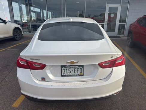 Used 2016 Chevrolet Malibu LT image 5
