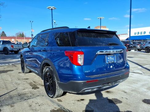 Certified 2023 Ford Explorer XLT w/ Equipment Group 202A image 9