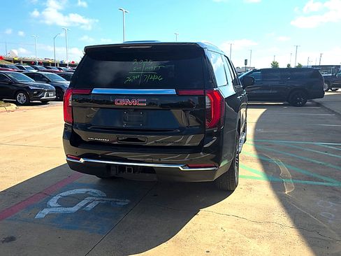 Used 2025 GMC Yukon Elevation AWD/4WD image 7