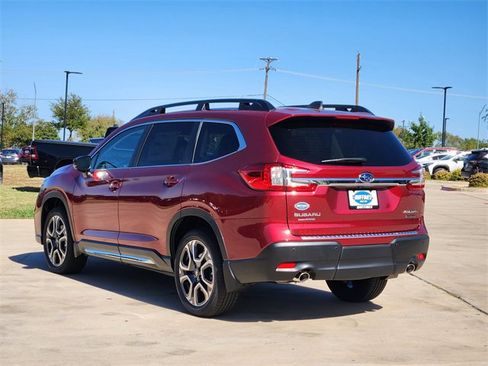 New 2025 Subaru Ascent Limited image 3