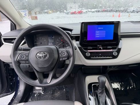 Certified 2023 Toyota Corolla LE w/ LE Convenience Package image 17