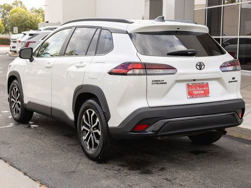 Certified 2026 Toyota Corolla Cross SE image 7