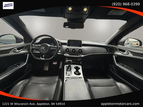 Used 2018 Kia Stinger GT AWD/4WD image 21