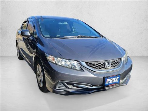 Used 2013 Honda Civic LX image 2