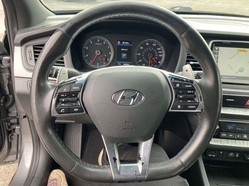 Used 2018 Hyundai Sonata Limited FWD image 31