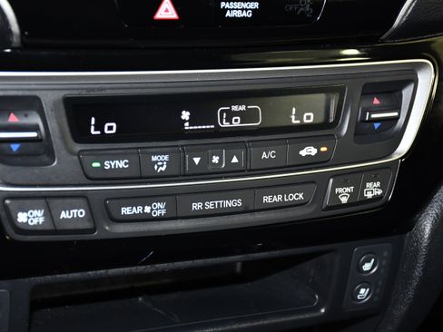 Certified 2023 Honda Passport Elite image 28